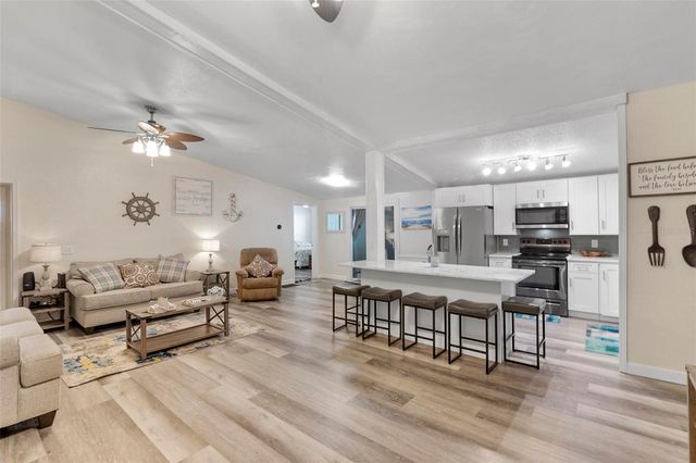 1858 PINE TREE, Edgewater, FL 32141