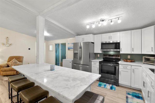 1858 PINE TREE, Edgewater, FL 32141