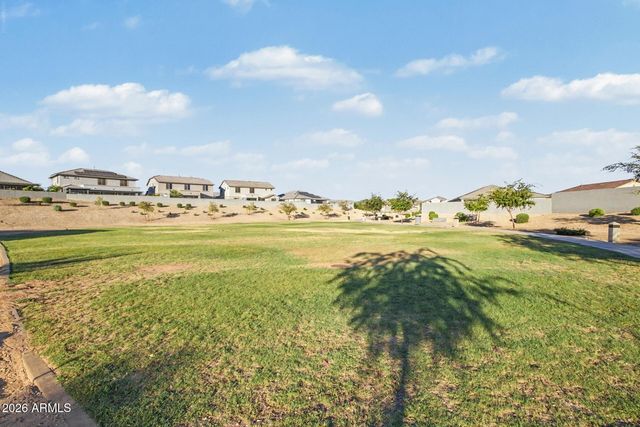 16863 W Maya Way, Surprise, AZ 85387