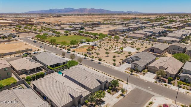 16863 W Maya Way, Surprise, AZ 85387