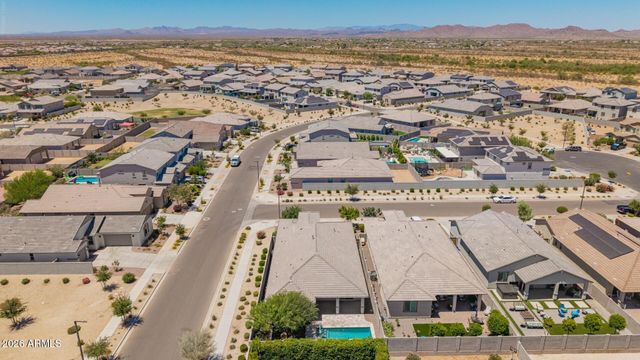 16863 W Maya Way, Surprise, AZ 85387