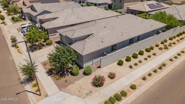 16863 W Maya Way, Surprise, AZ 85387