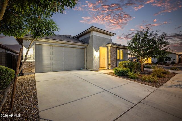 16863 W Maya Way, Surprise, AZ 85387