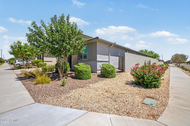 16863 W Maya Way, Surprise, AZ 85387