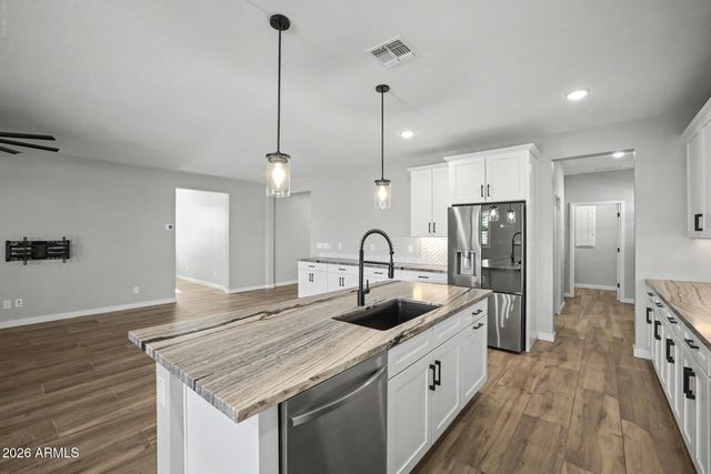 16863 W Maya Way, Surprise, AZ 85387