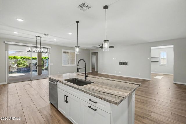 16863 W Maya Way, Surprise, AZ 85387