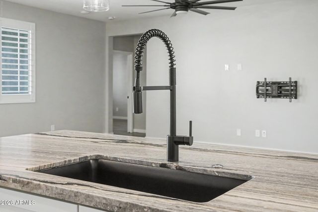 16863 W Maya Way, Surprise, AZ 85387