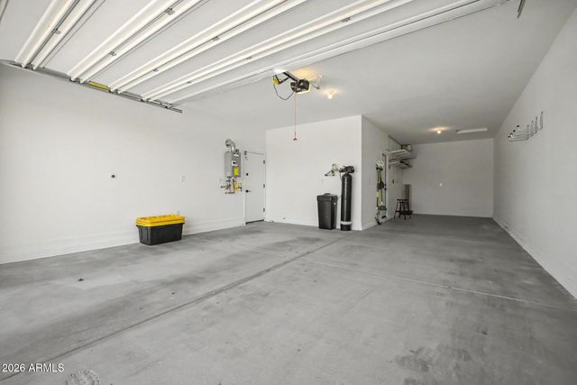 16863 W Maya Way, Surprise, AZ 85387