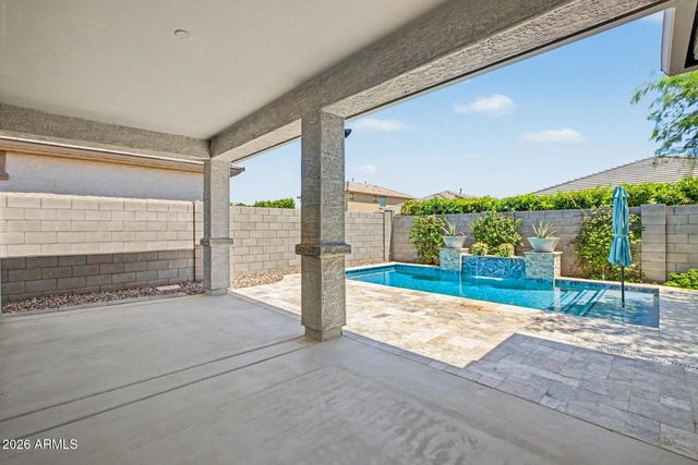 16863 W Maya Way, Surprise, AZ 85387
