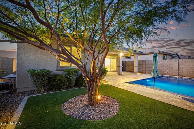 16863 W Maya Way, Surprise, AZ 85387