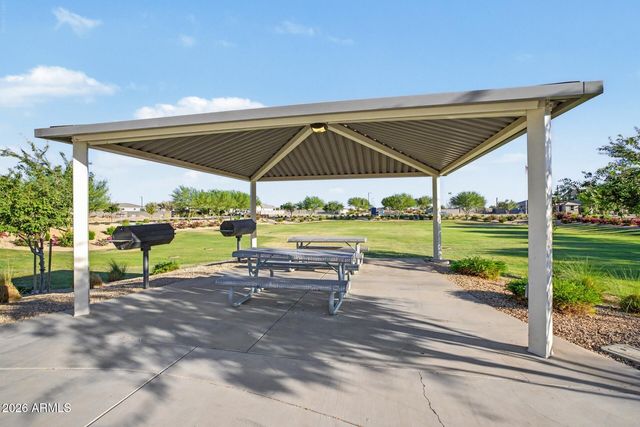16863 W Maya Way, Surprise, AZ 85387