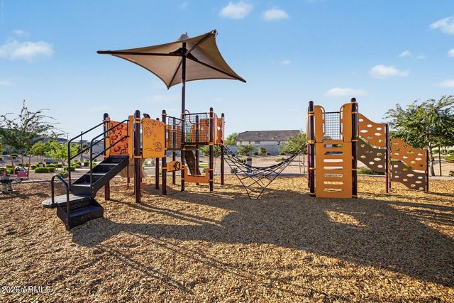 16863 W Maya Way, Surprise, AZ 85387