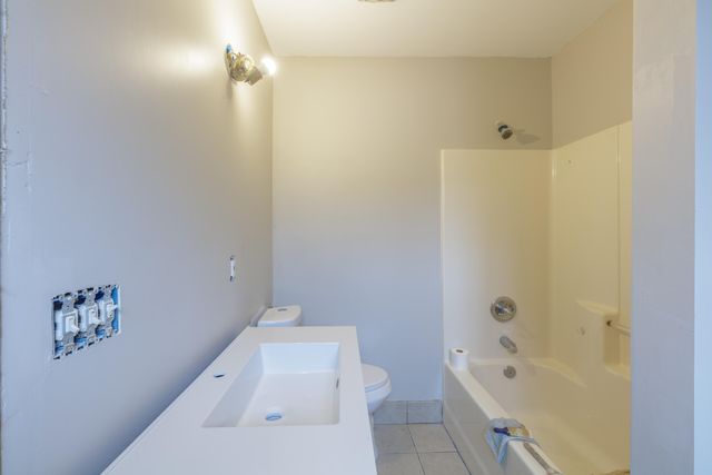 1009 N Hawthorne Street, Chattanooga, TN 37406