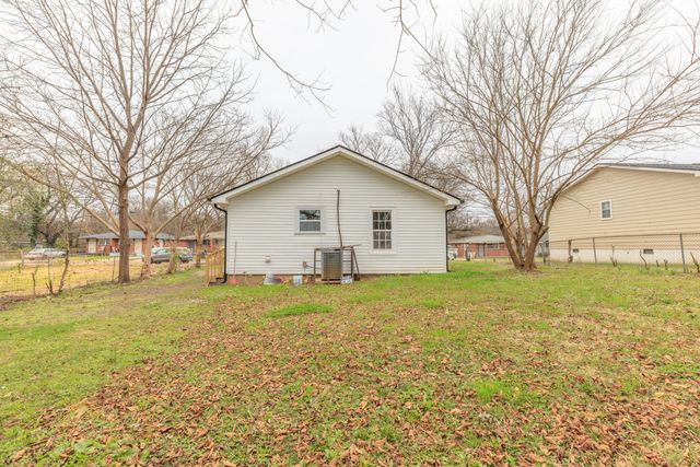 1009 N Hawthorne Street, Chattanooga, TN 37406