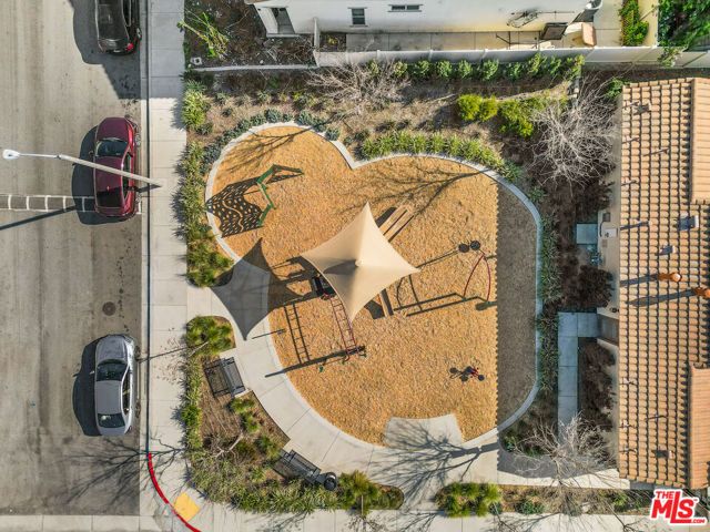 981 W Clover Avenue, Rialto, CA 92376