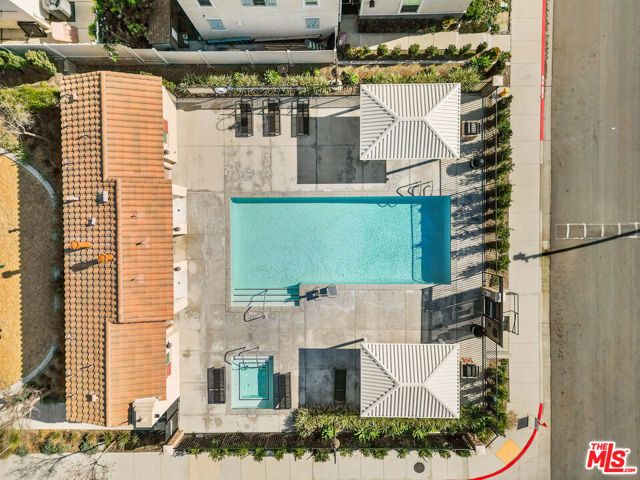 981 W Clover Avenue, Rialto, CA 92376