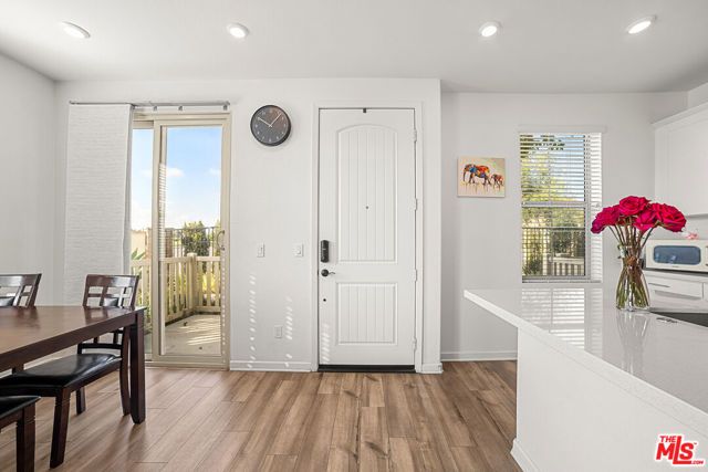 981 W Clover Avenue, Rialto, CA 92376