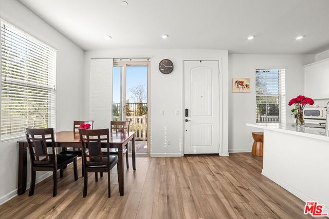 981 W Clover Avenue, Rialto, CA 92376