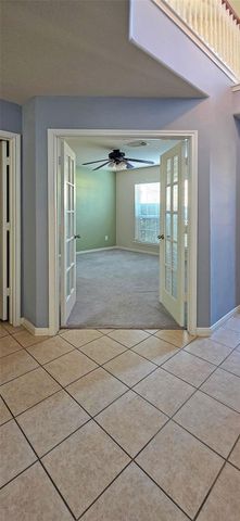 2202 Drake Falls Drive, Pearland, TX 77584