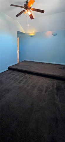 2202 Drake Falls Drive, Pearland, TX 77584