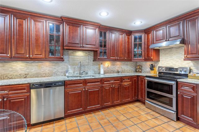 1040 PALADIN COURT, Orlando, FL 32812