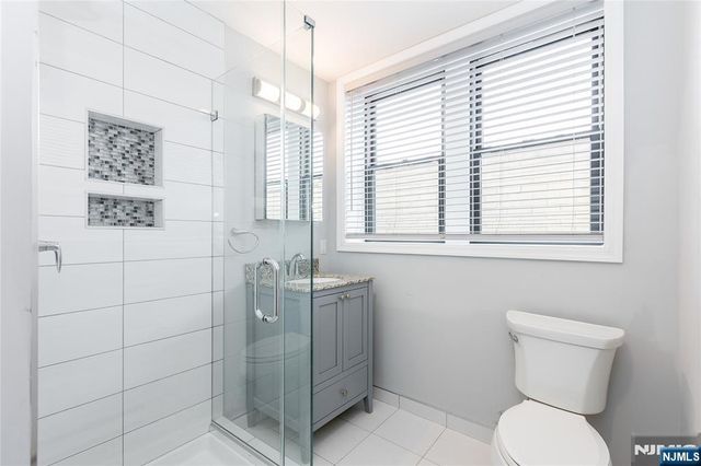 73-75 Washington Street 10, Bloomfield, NJ 07003