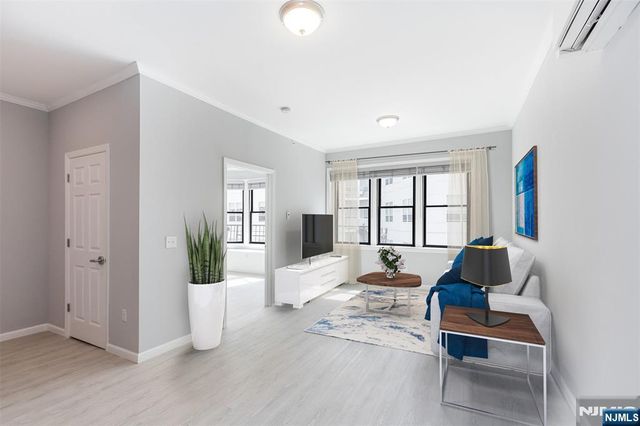 73-75 Washington Street 10, Bloomfield, NJ 07003