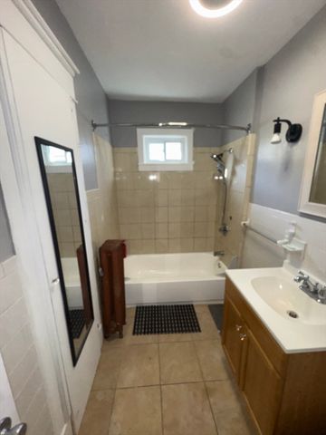 37-39 Dawes St, Springfield, MA 01109