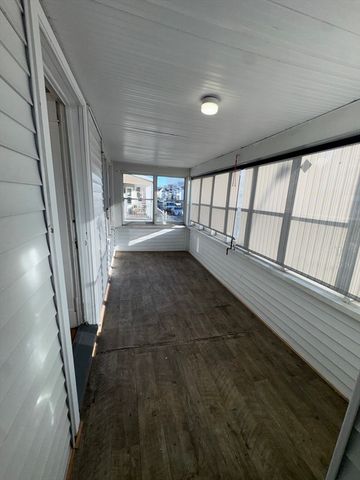 37-39 Dawes St, Springfield, MA 01109