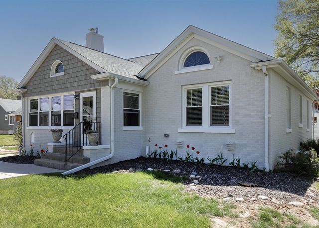 2544 23rd Avenue A Avenue, Moline, IL 61265