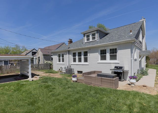 2544 23rd Avenue A Avenue, Moline, IL 61265