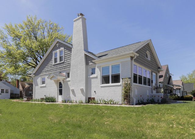 2544 23rd Avenue A Avenue, Moline, IL 61265