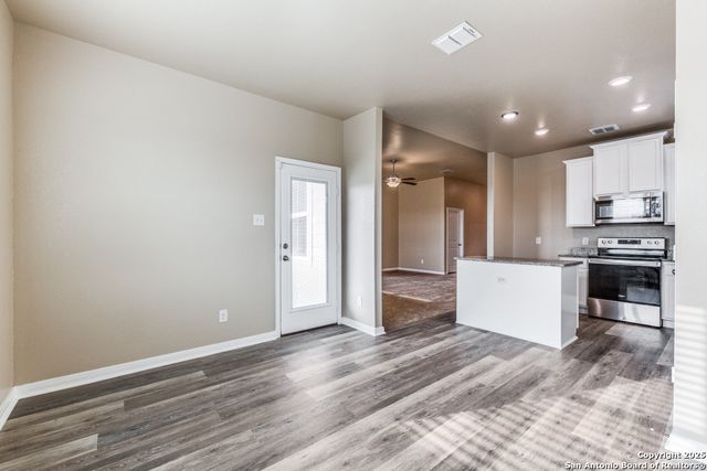 12818 cedarcreek, San Antonio, TX 78254