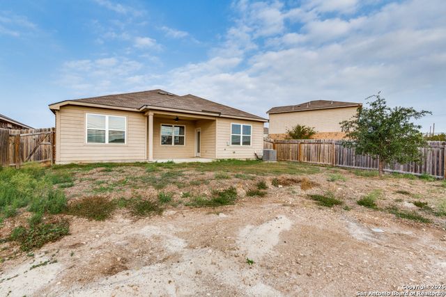 12818 cedarcreek, San Antonio, TX 78254