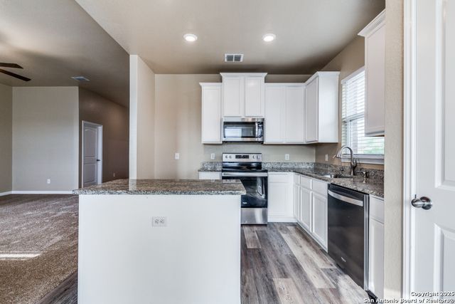 12818 cedarcreek, San Antonio, TX 78254