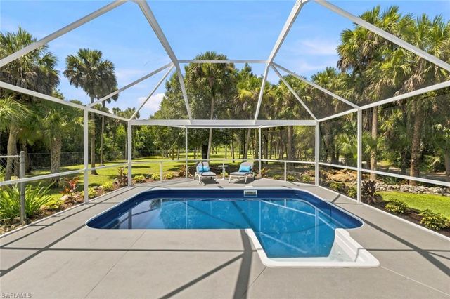 1340 14th AVE NE, Naples, FL 34120