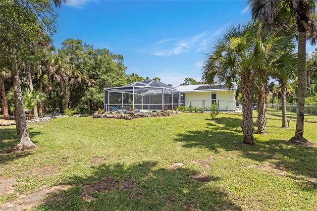 1340 14th AVE NE, Naples, FL 34120
