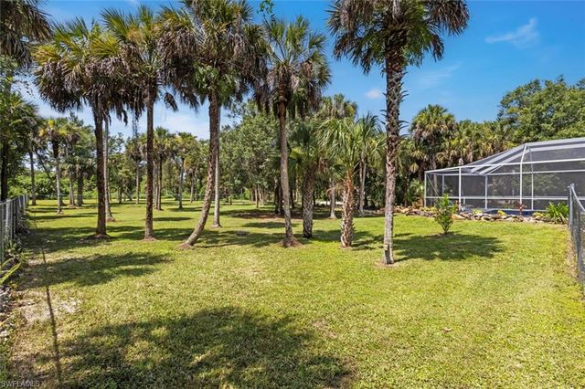 1340 14th AVE NE, Naples, FL 34120