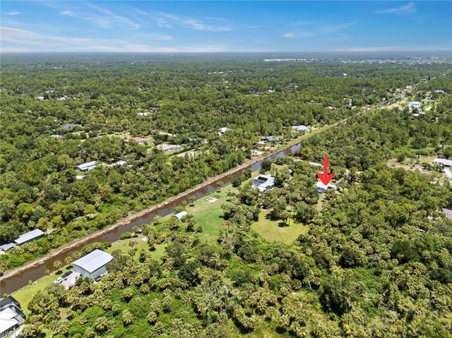 1340 14th AVE NE, Naples, FL 34120
