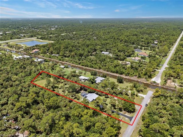 1340 14th AVE NE, Naples, FL 34120