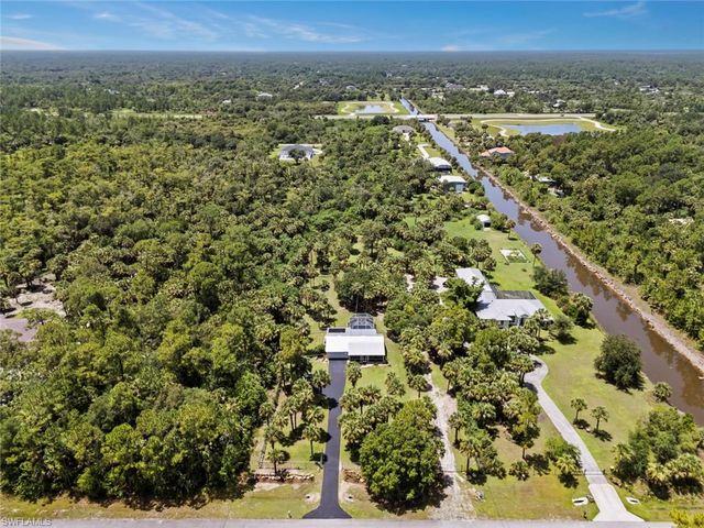 1340 14th AVE NE, Naples, FL 34120