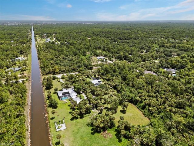 1340 14th AVE NE, Naples, FL 34120