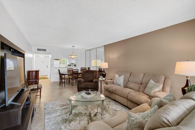 3212 Strawflower Way 218, Lake Worth, FL 33467