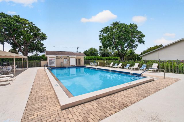 3212 Strawflower Way 218, Lake Worth, FL 33467