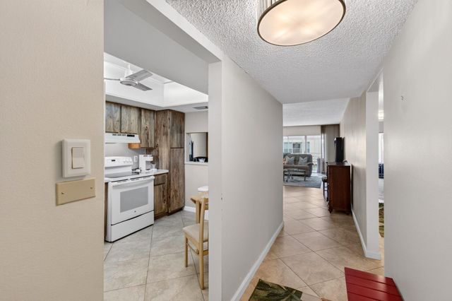 3212 Strawflower Way 218, Lake Worth, FL 33467