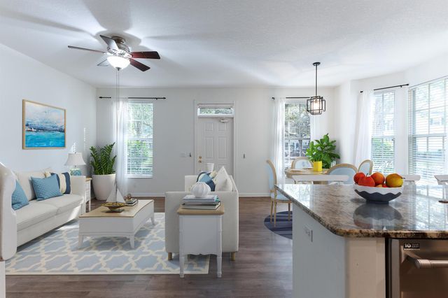 340 Jacaranda Drive, Jupiter, FL 33458