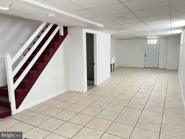 1427 FRIENDSHIP ST, Philadelphia, PA 19111