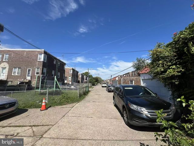 1427 FRIENDSHIP ST, Philadelphia, PA 19111