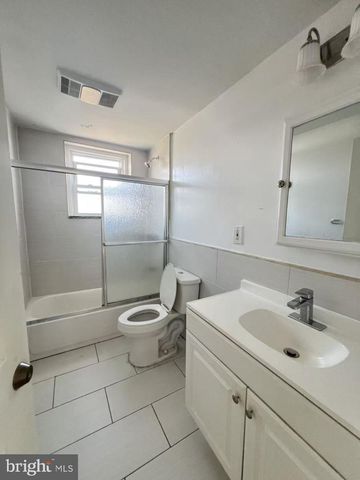 1427 FRIENDSHIP ST, Philadelphia, PA 19111