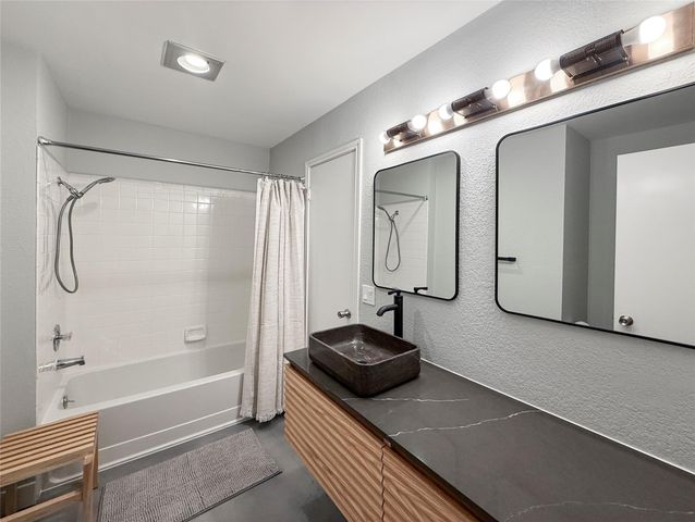 14527 Donald DR, Austin, TX 78728